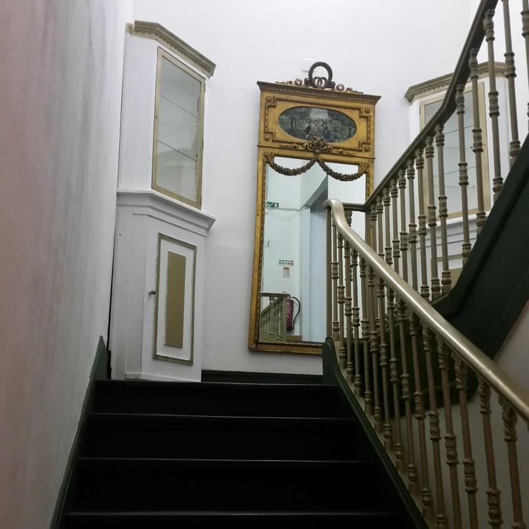 Arty Hostel Лісабон Екстер'єр фото